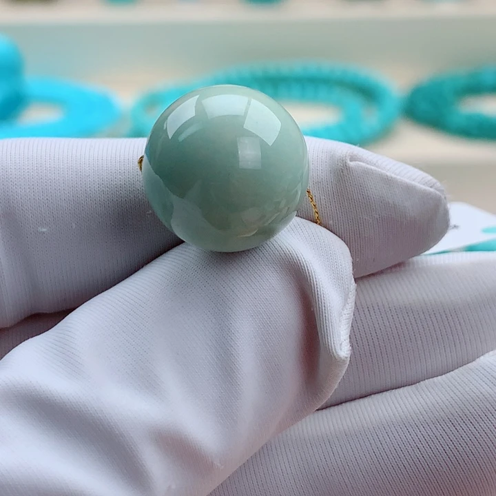 绿松石未镶嵌挂件