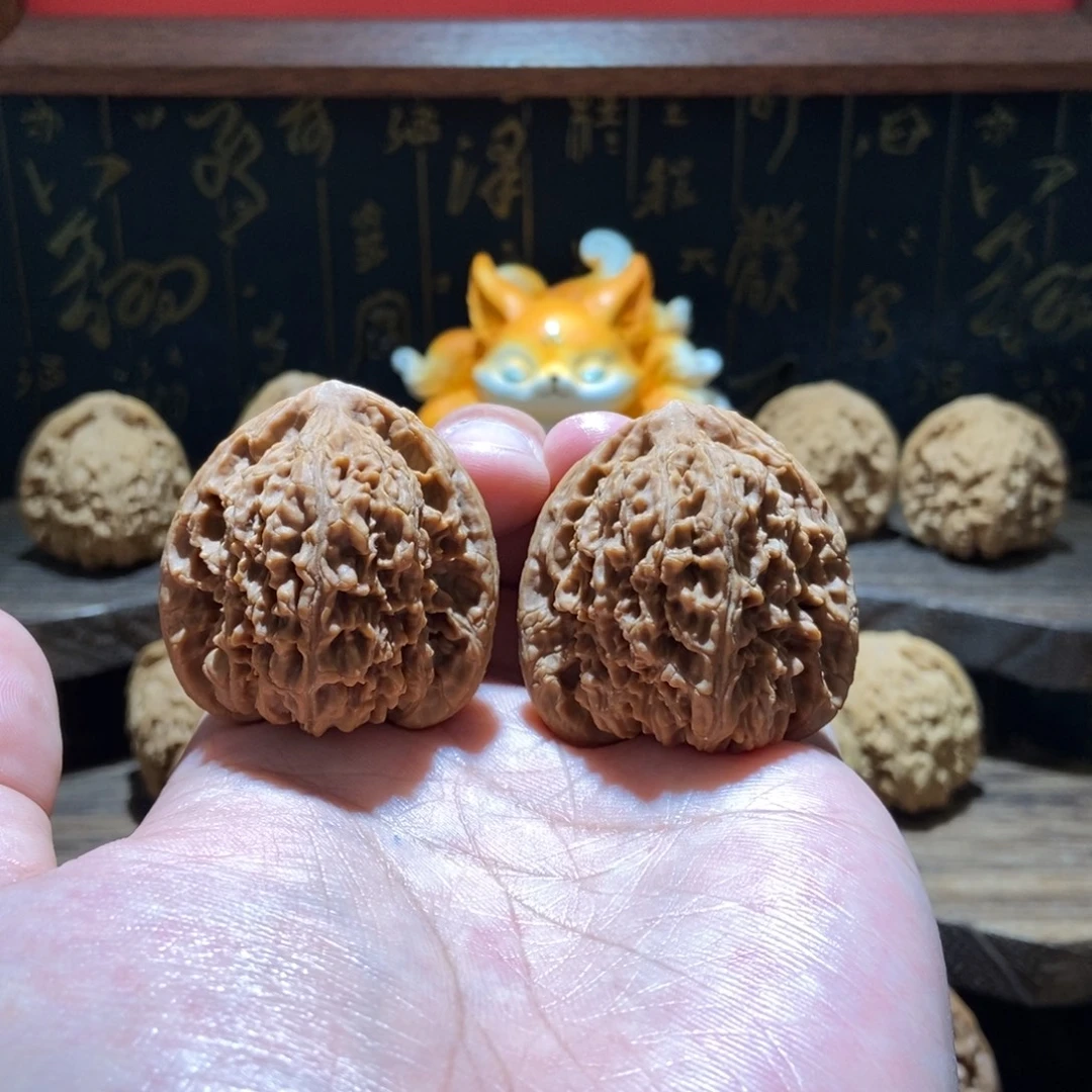 喆***宇把件文玩核桃涿鹿南将石