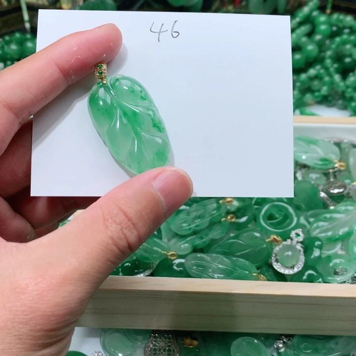 石英质玉颈饰银S925镶嵌妮*