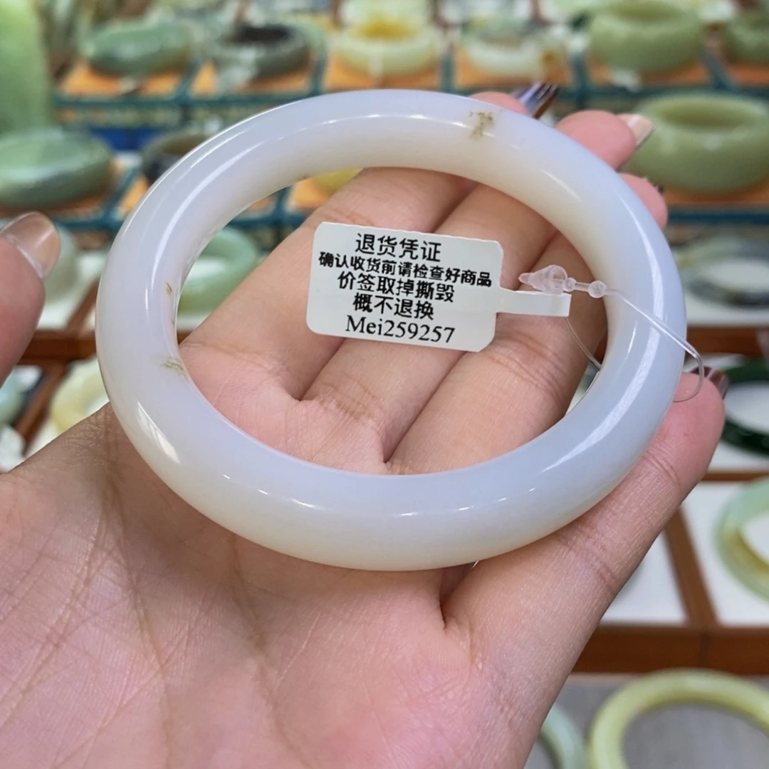 和田玉未镶嵌手镯且末白玉飘桂花57/58