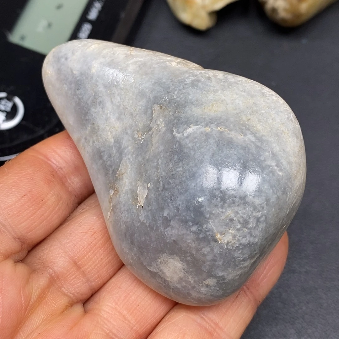 和田玉未镶嵌珠宝奇石