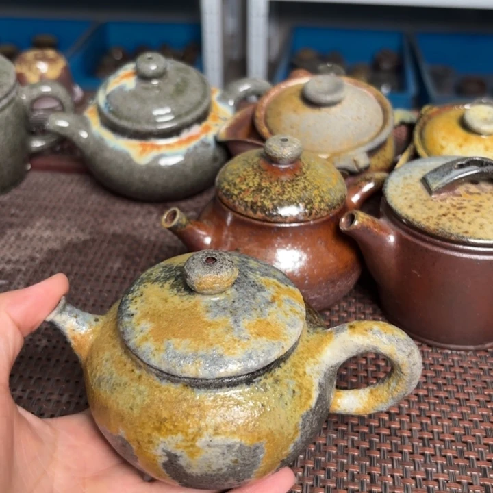 茶杯紫砂支钉手持210