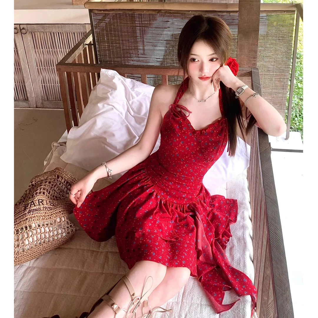 夏日气质红色碎花辣妹修身连衣裙女度假海滨显白挂脖收腰显瘦短裙