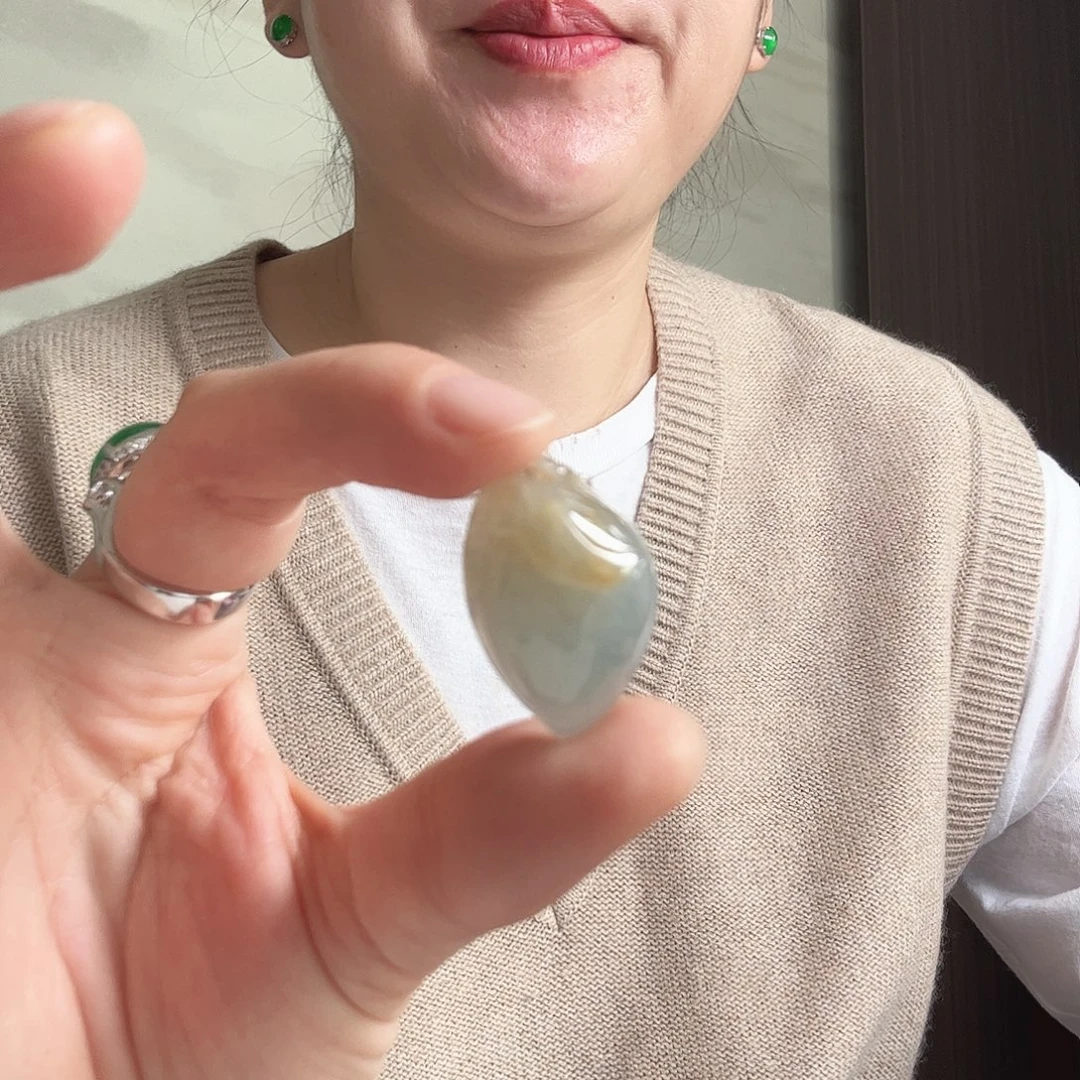 S***0翡翠未镶嵌颈饰夭然缅甸翡翠吊坠