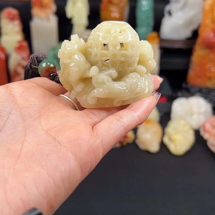 寿山石老性芙蓉石