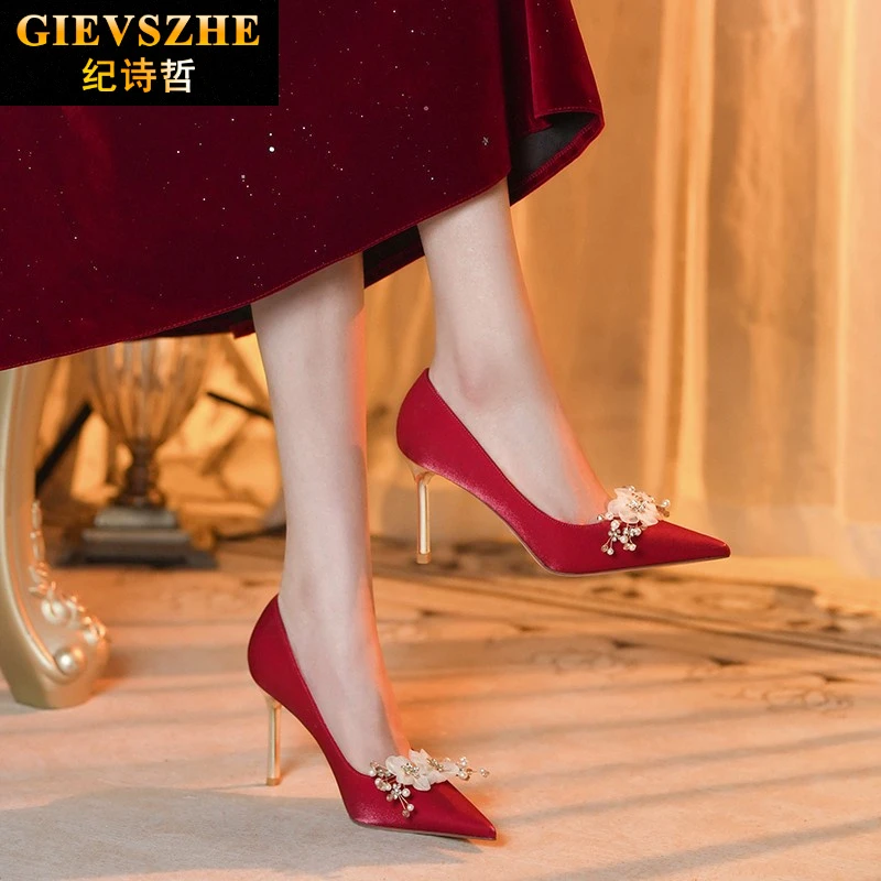 纪诗哲酒红色新娘主婚鞋女新款绸缎秀禾服高跟鞋不累脚高级感女鞋