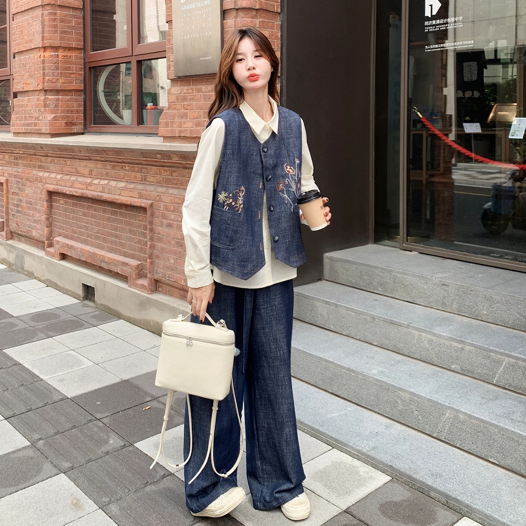松弛感穿搭一整套韩系独特超好看套装刺绣马甲阔腿裤衬衫三件套