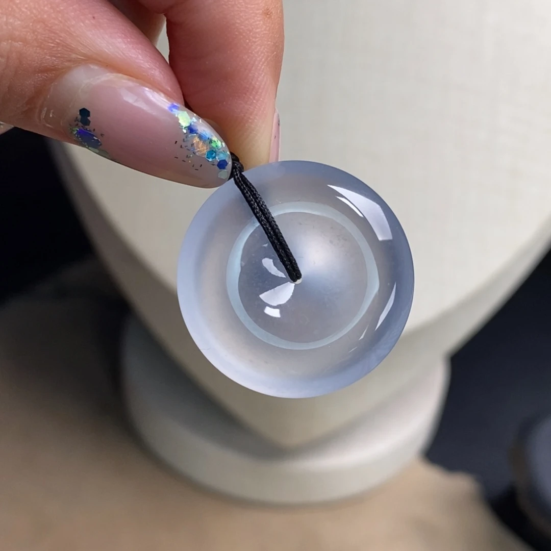 翡翠未镶嵌颈饰高冰玻冰透水润刚光十足淡蓝平安扣