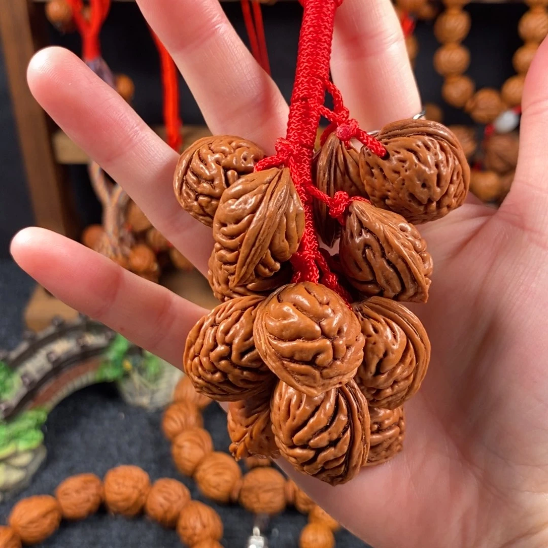 吊坠桃核桃枭手串