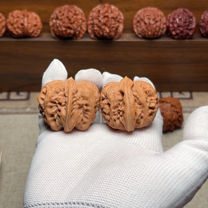 文玩核桃把件?****s元宝