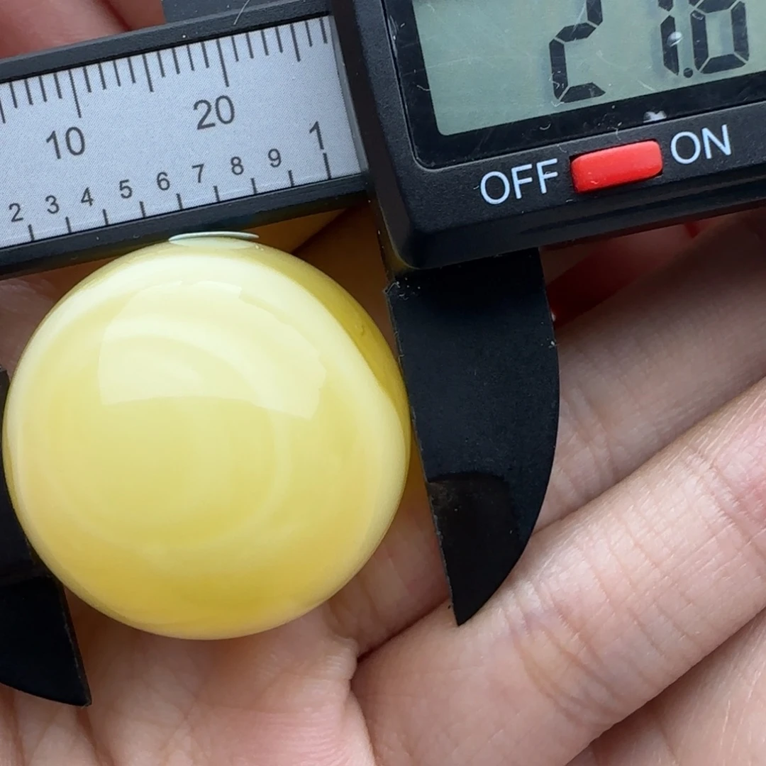 做***板蜜蜡未镶嵌裸石飘花