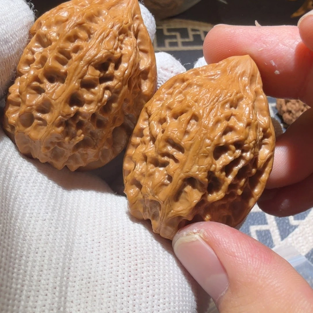文玩核桃把件沈阳鸡心