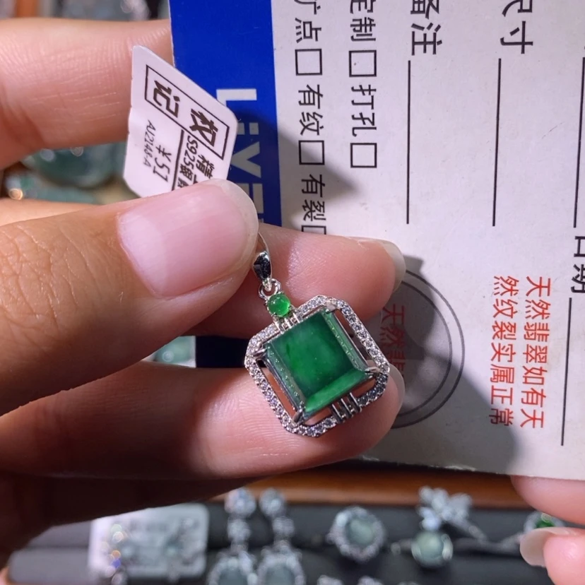 【闪购商品】翡翠银S925镶嵌颈饰