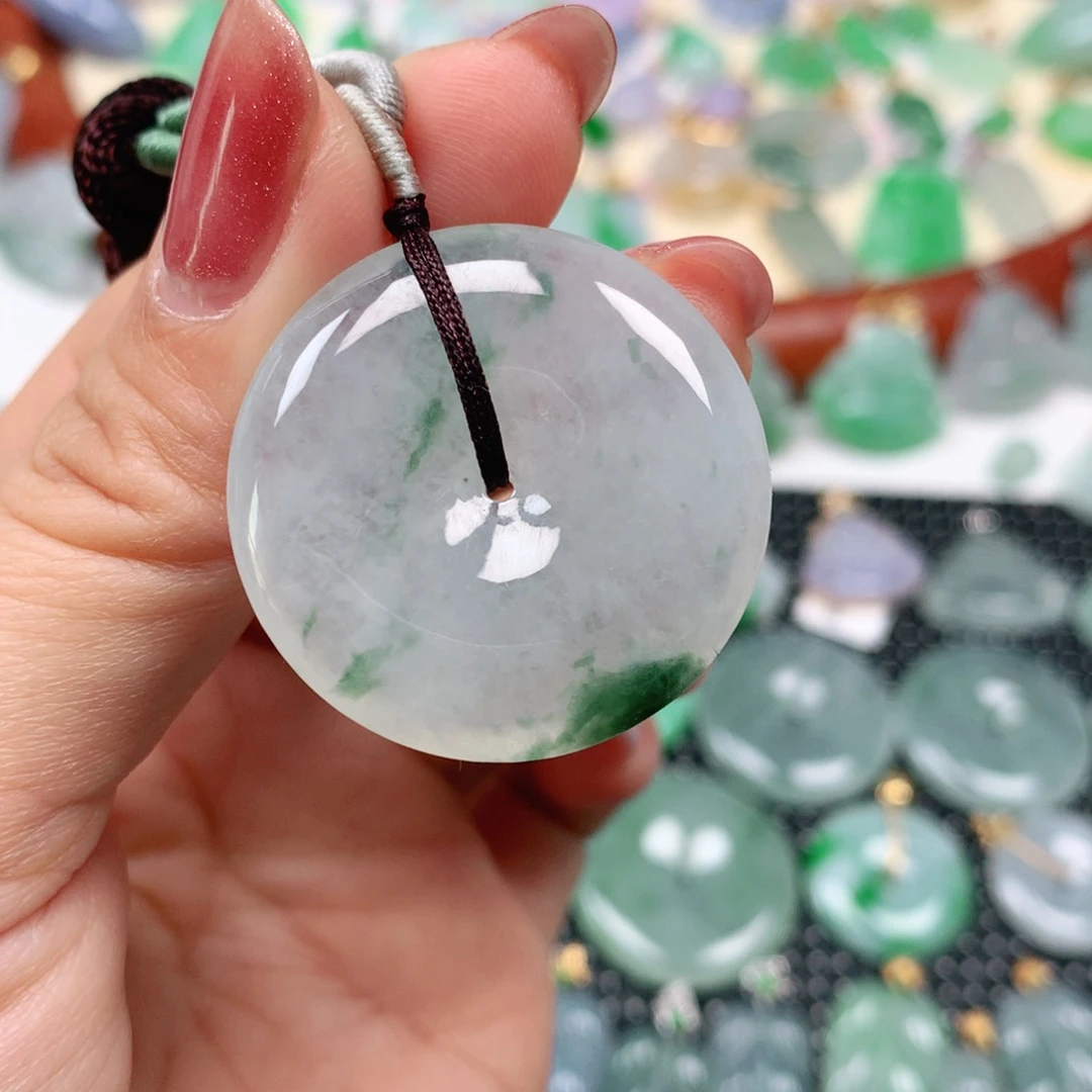 【闪购商品】翡翠吊坠(不含链)未镶嵌