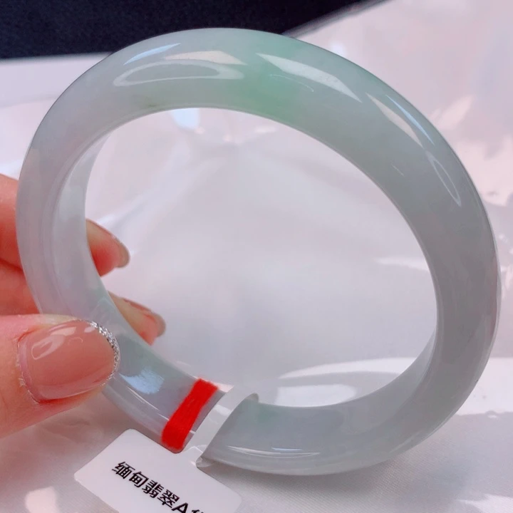 翡翠未镶嵌手镯62圈口