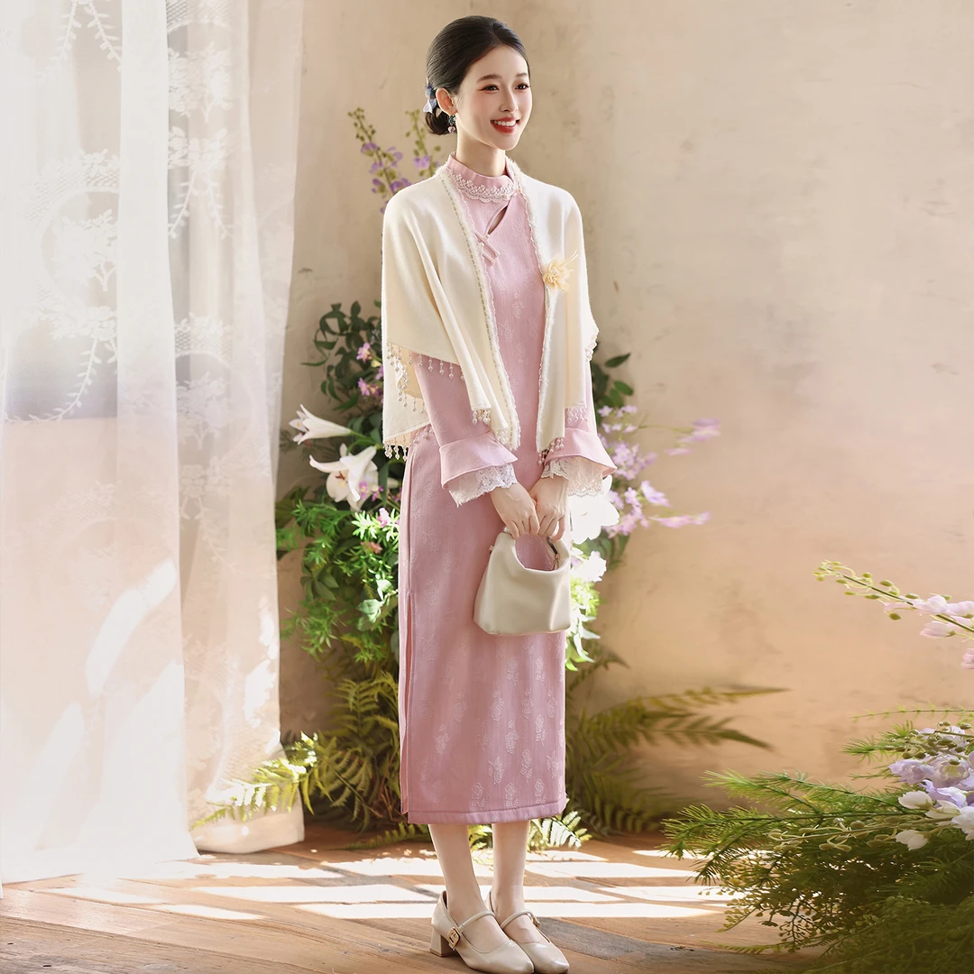国风白色旗袍披肩女2025年新款秋冬小众简约气质优雅流苏外搭斗篷