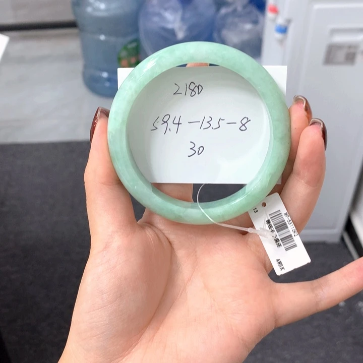 翡翠未镶嵌手镯30
