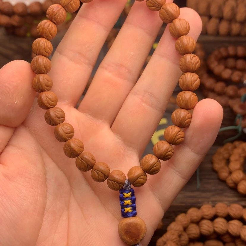 【闪购商品】桃核吊坠彼****光09老树王水晶