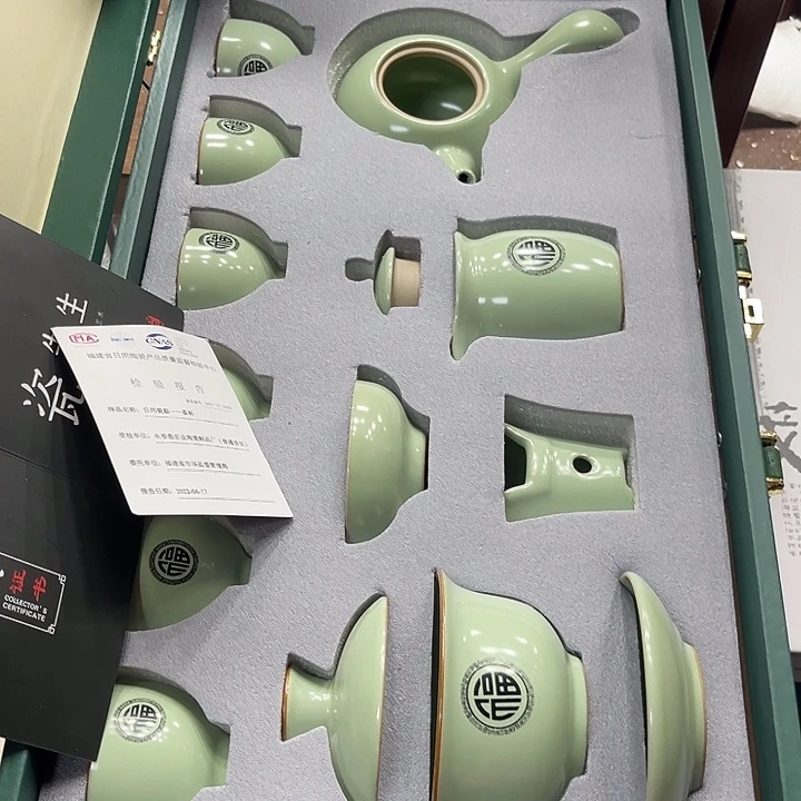 孤品茶具套装等。