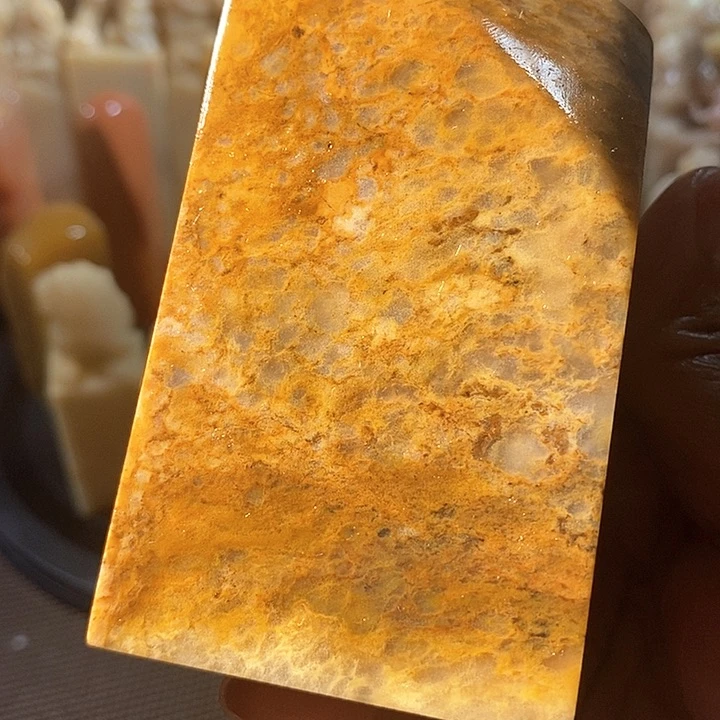 巴林石印石杨巴林石雕刻工艺品