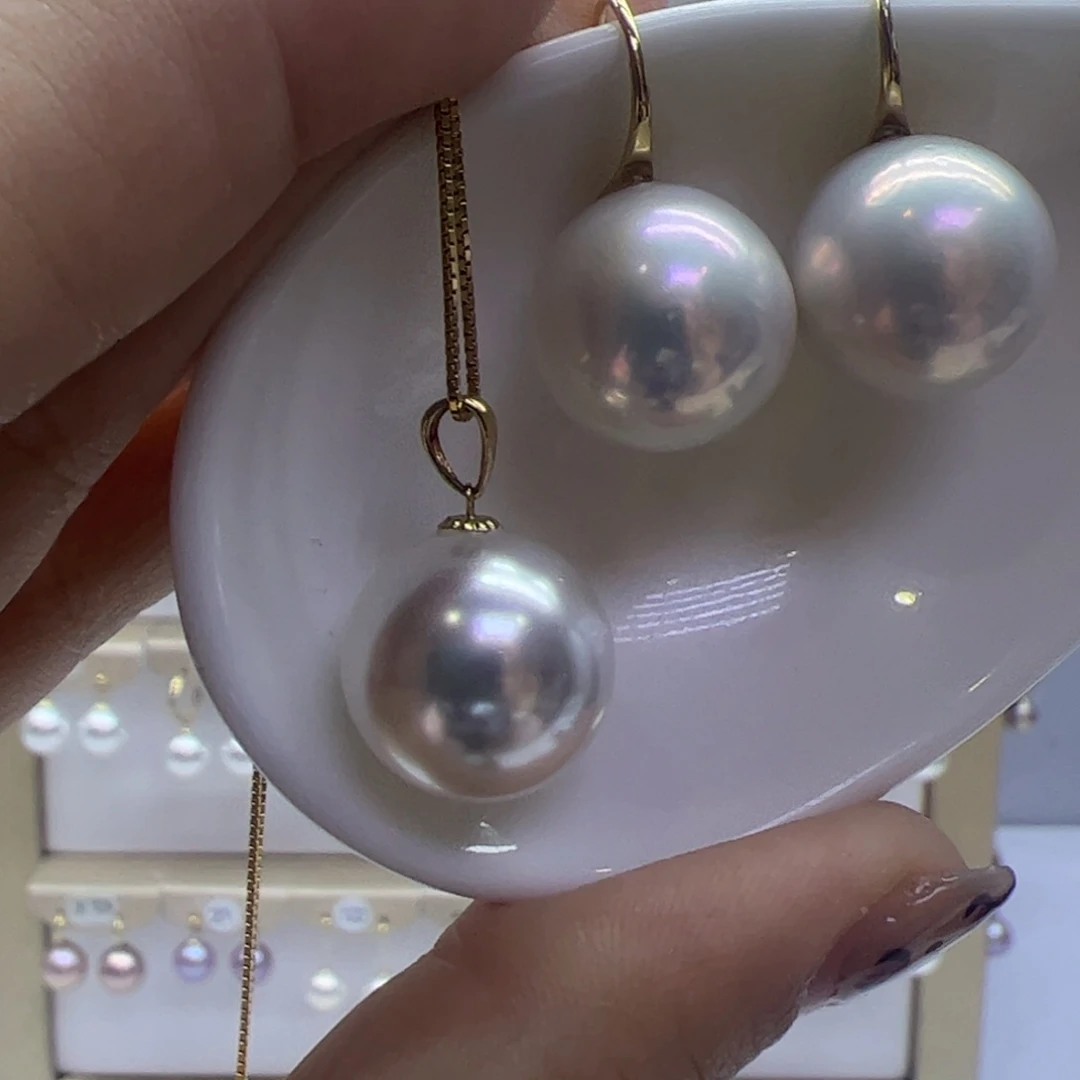 淡水珍珠吊坠(赠链)18K金镶嵌