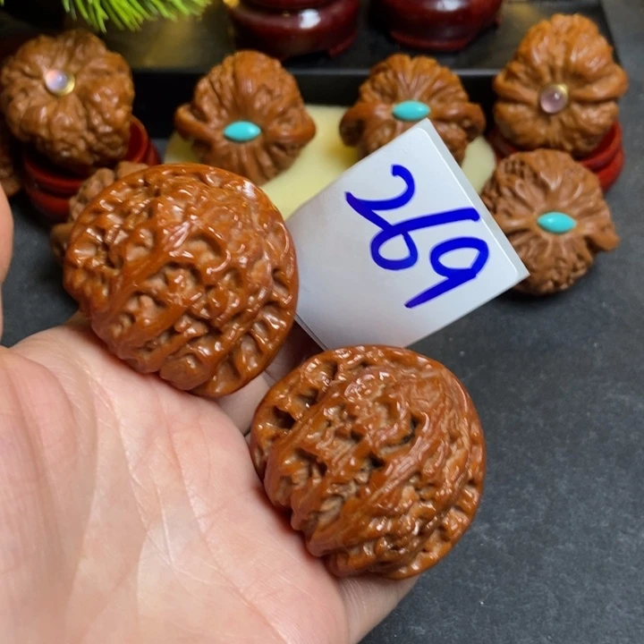 文玩核桃把件42白狮子269