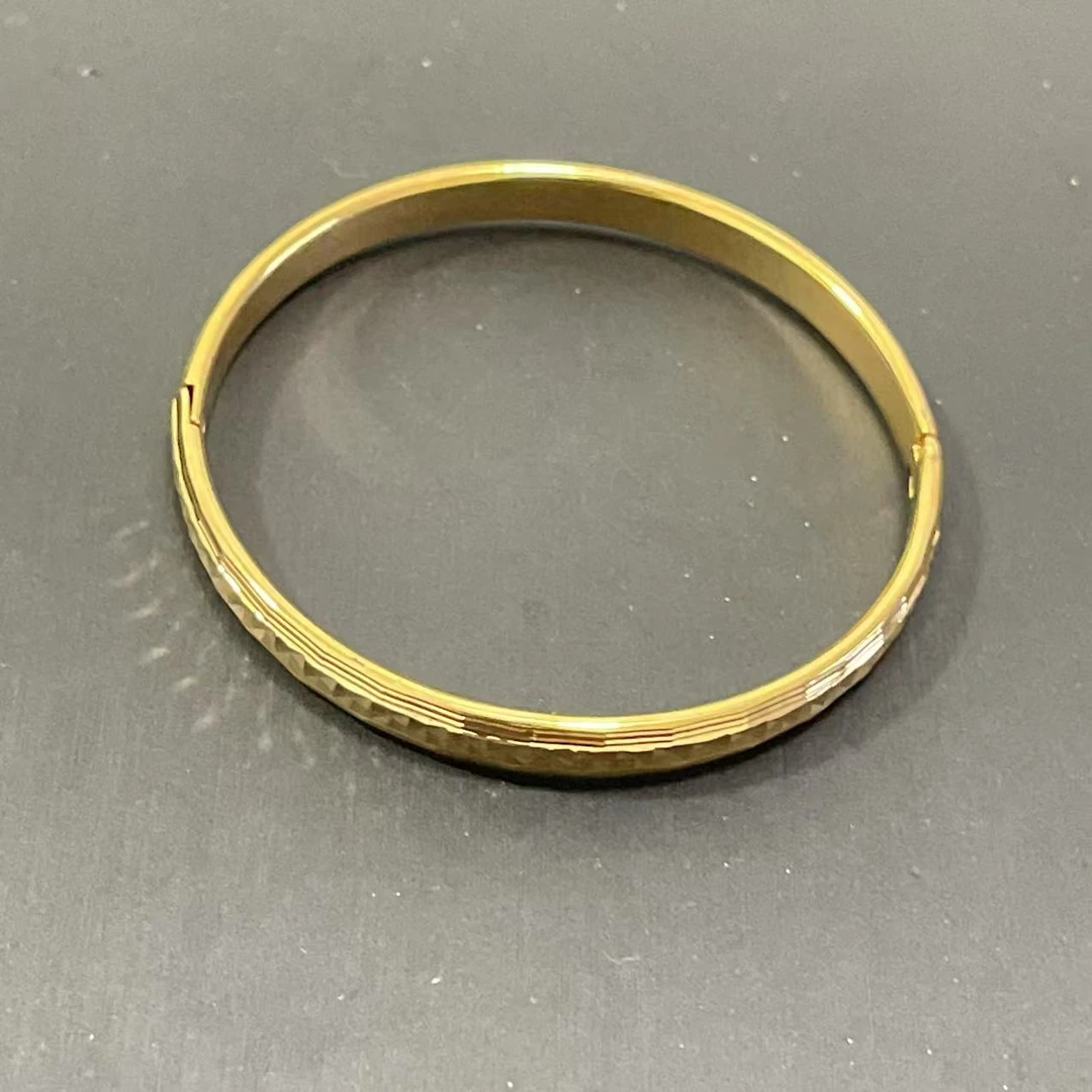 【南非定制】经典高级轻奢大气百搭手镯XB21171