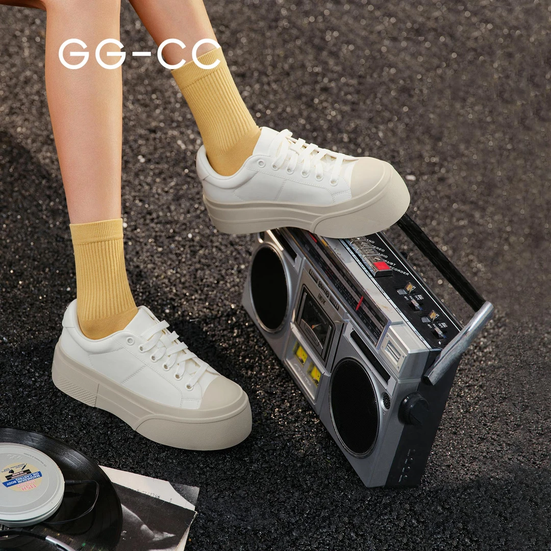GG-CC【小熊软糖】2025春季新款时尚厚底板鞋百搭增高休闲鞋9713