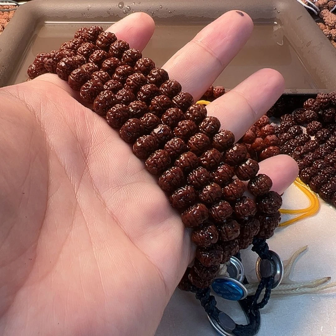 金刚菩提吊坠老树王手持9