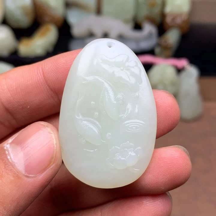 和田玉（糖玉）未镶嵌颈饰