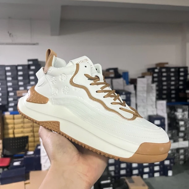 401-500广州断码春夏舒适休闲百搭男鞋