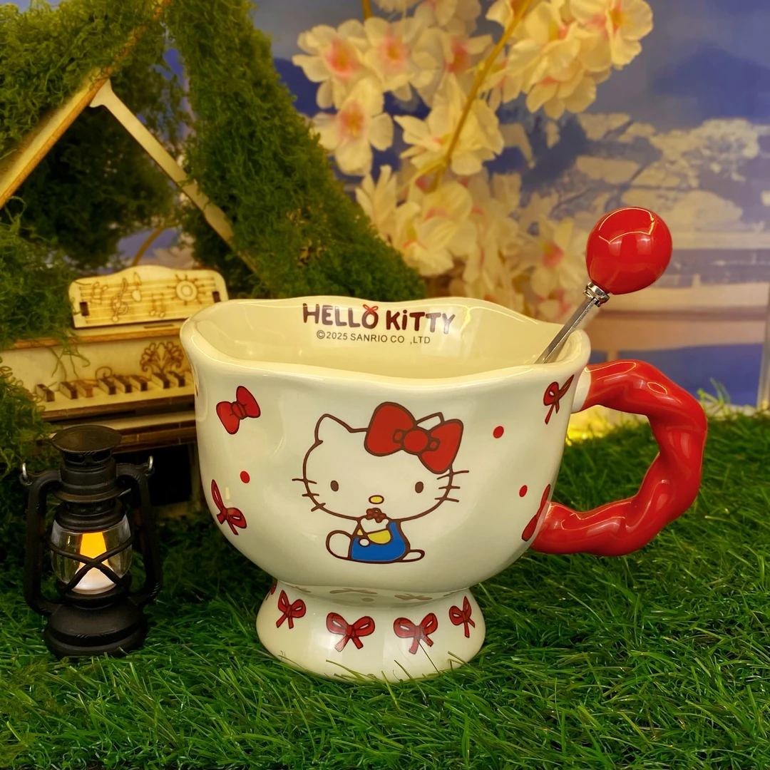 小芥《三丽鸥》HelloKitty马克杯生日礼物可爱陶瓷杯手工高颜值杯子