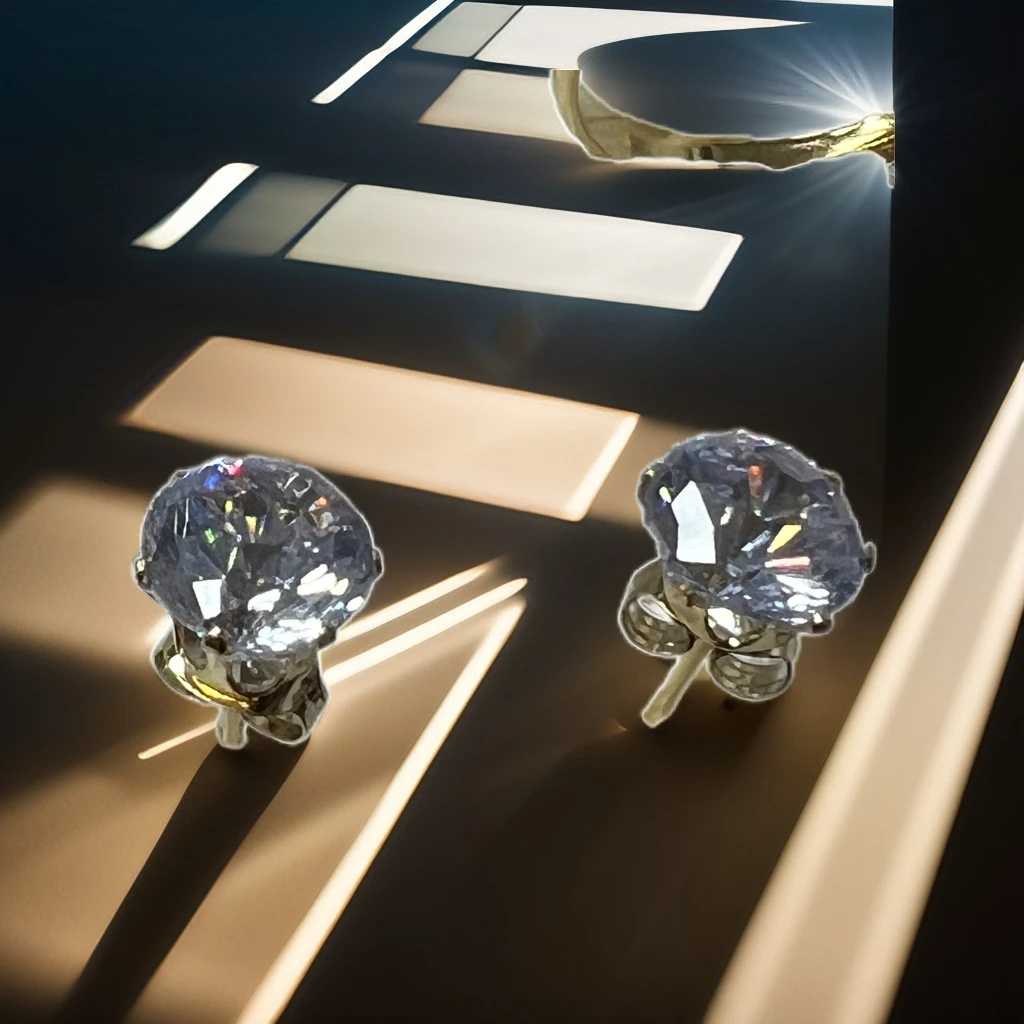 钛钢合成锆石耳饰 耳钉金色镶嵌闪闪亮晶晶耳钉