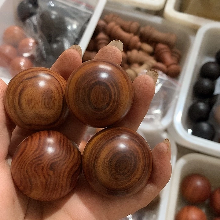 扇子S***谧Erui4578