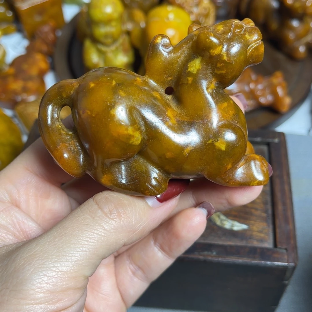 蛇纹石玉合金颈饰