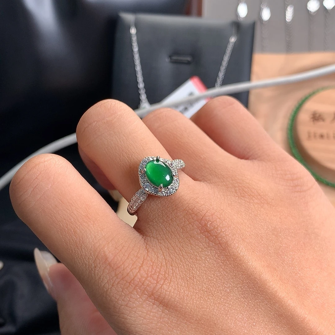 翡翠未镶嵌戒指戒指