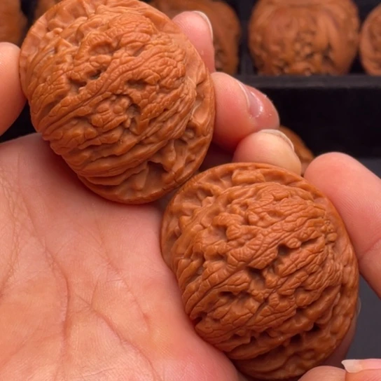 文玩核桃把件秦岭山脉核桃