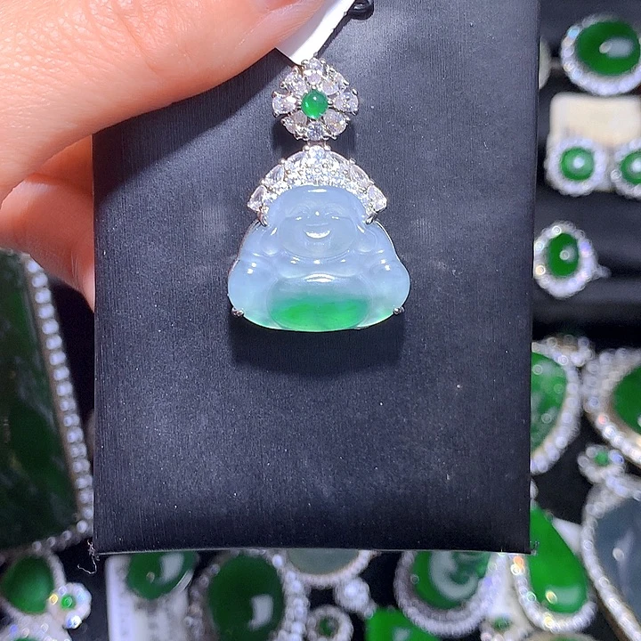 翡翠未镶嵌颈饰吊坠
