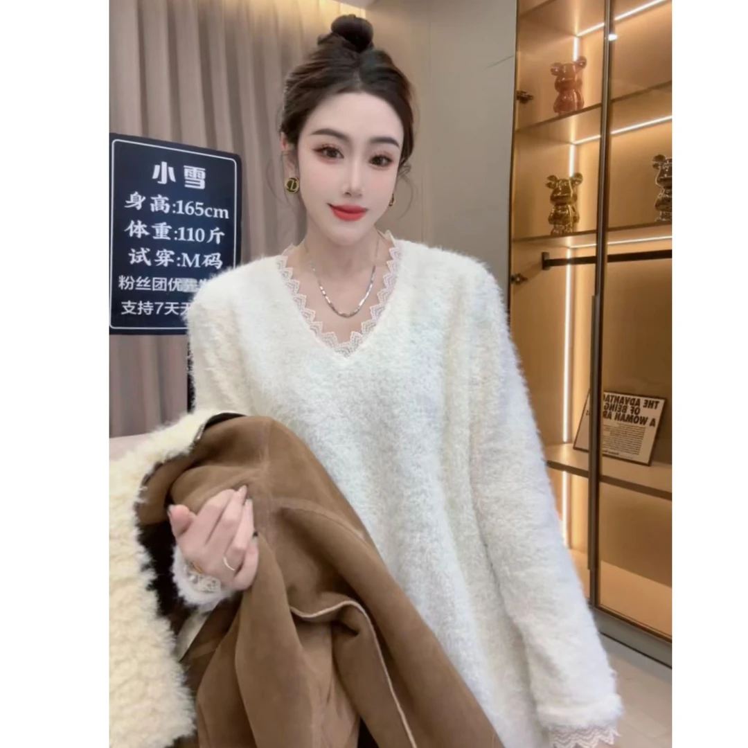 【小雪严选】高级感蕾丝拼接V领花边长袖T恤女打底衫35035