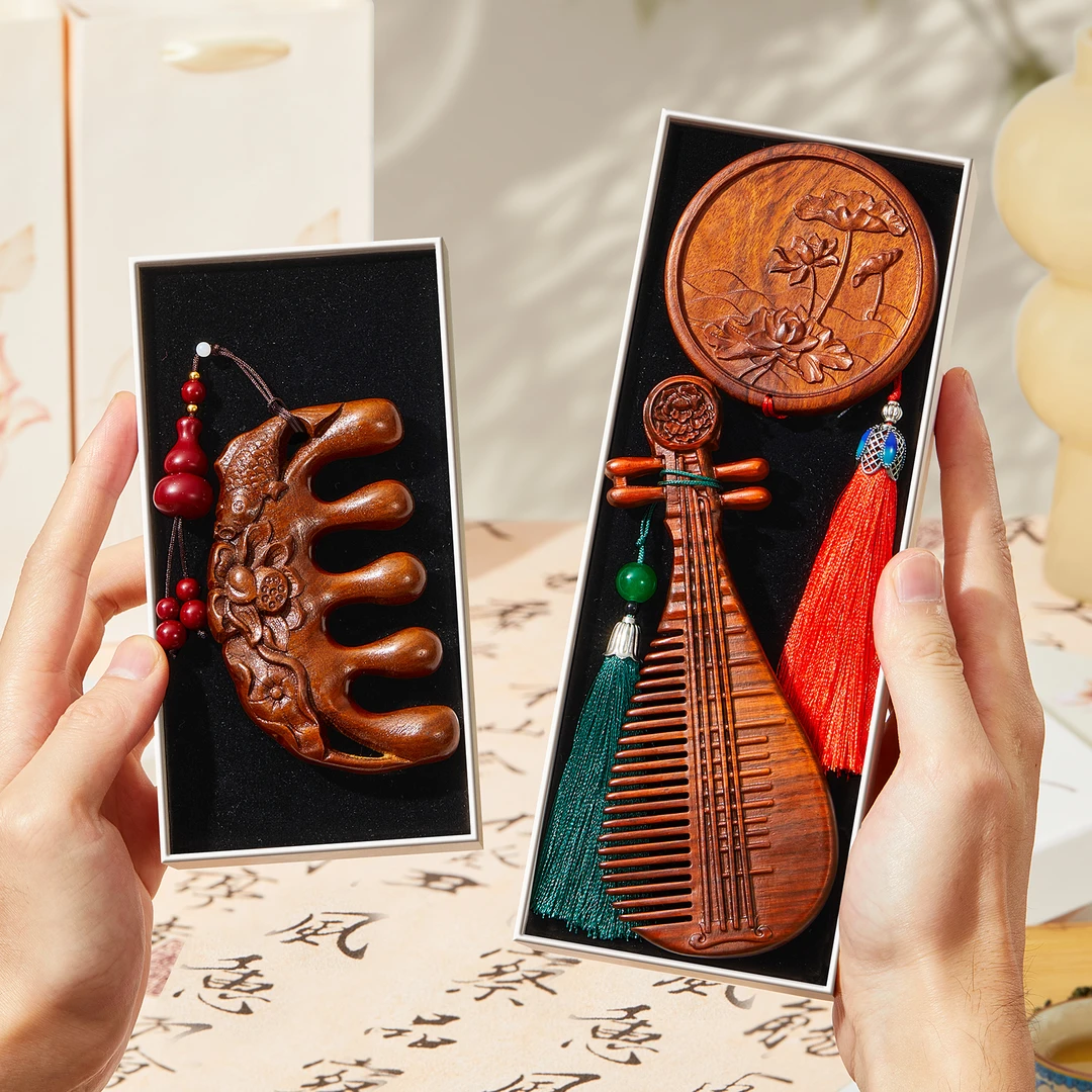 生日礼物送妈妈同学高档实用2025新款国潮创意礼盒檀木梳伴手礼盒