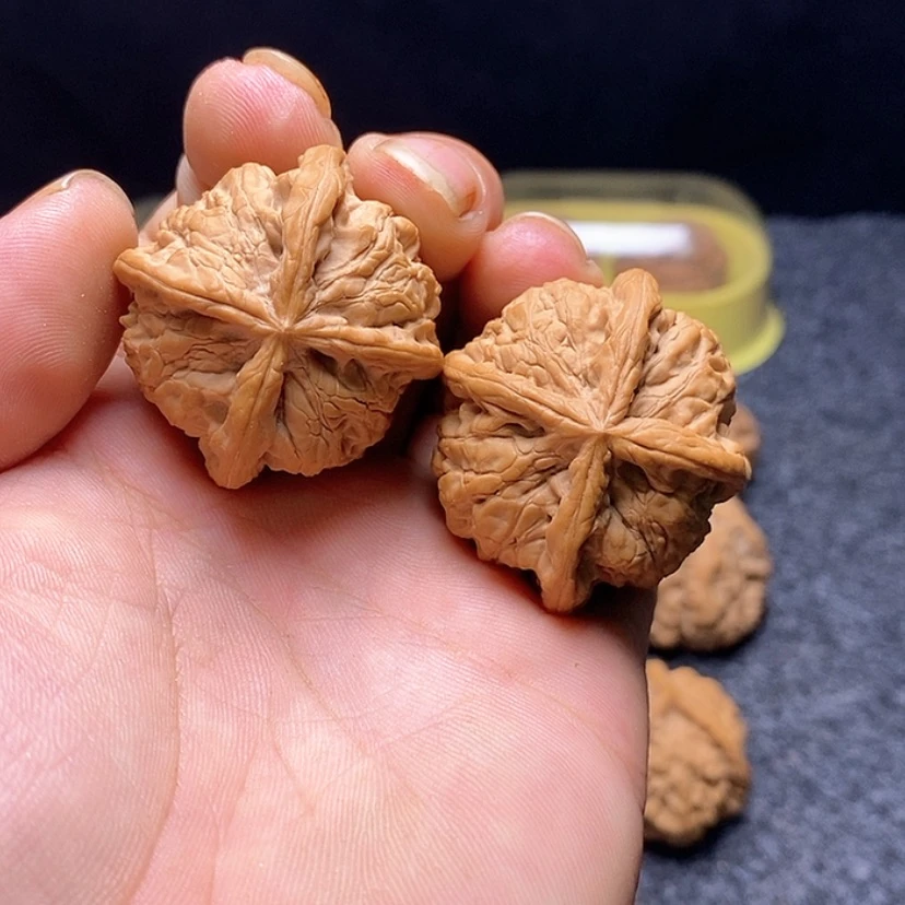 【闪购商品】吊坠文玩核桃40雨花石四棱