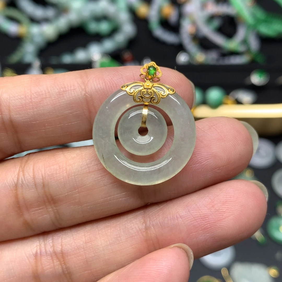 吊坠(不含链)18K金镶嵌翡翠有纹裂