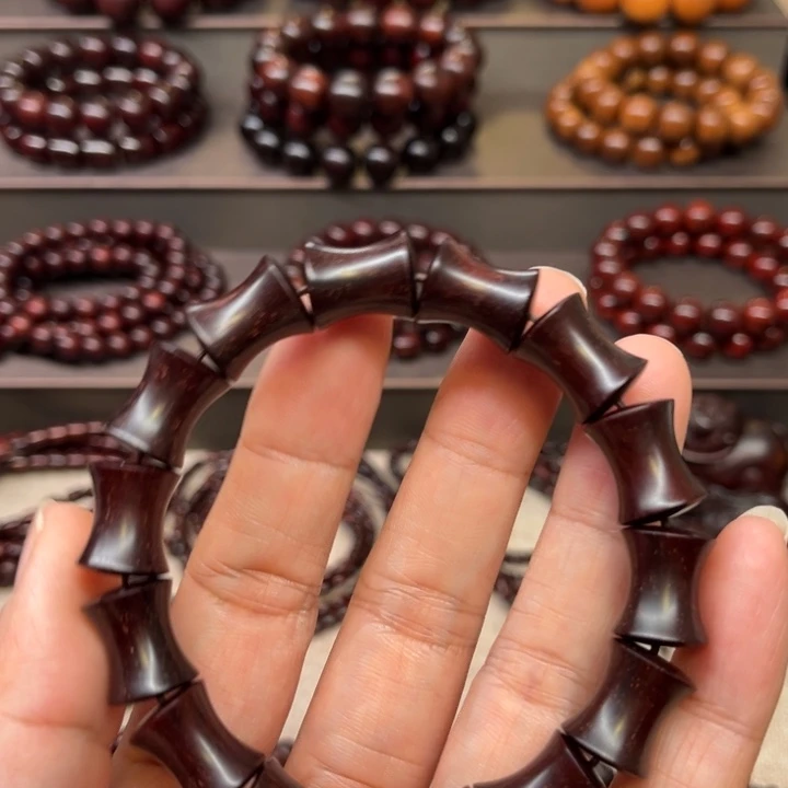 木质类印度小叶紫檀1.5竹节手串