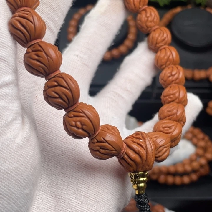 侯***彦木质类36颗小凤羽龙三通