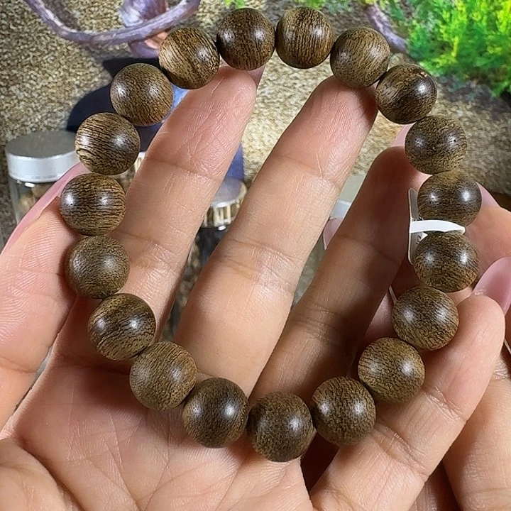 达***菲沉香手串纹莱老料
