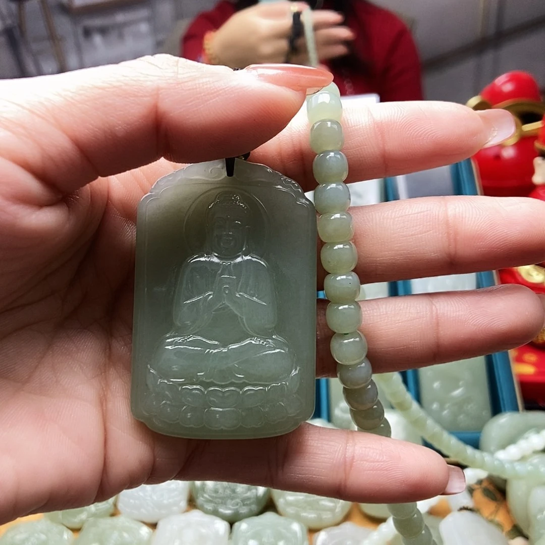 和田玉颈饰未镶嵌大****_