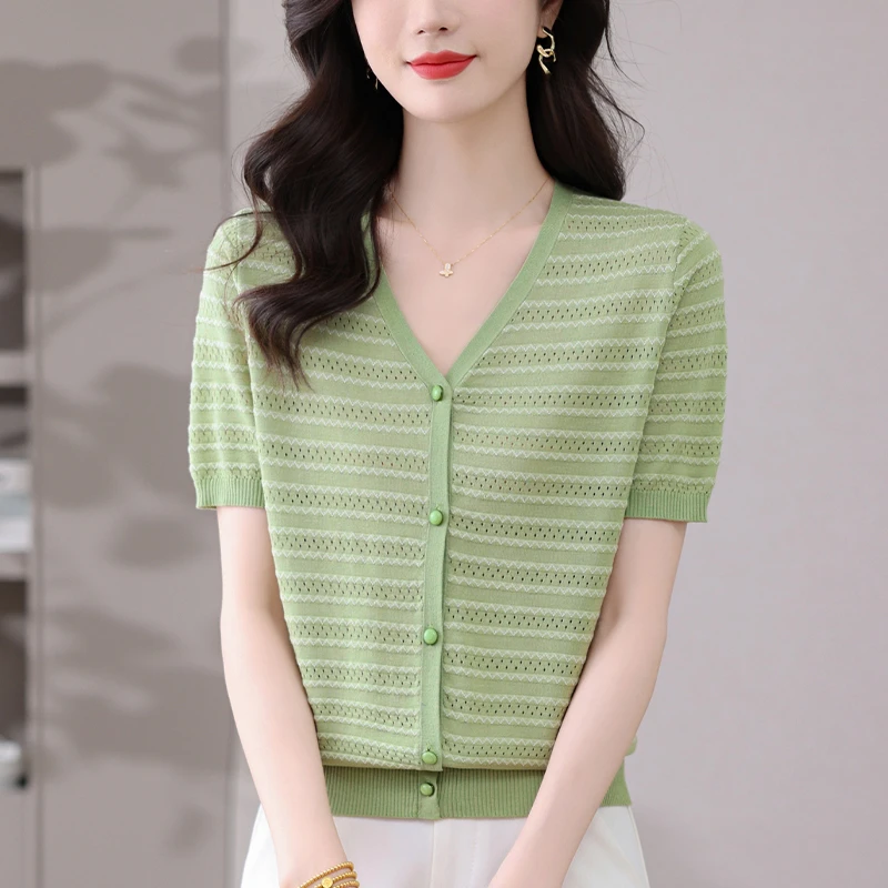 夏装2025新款大码镂空针织衫女士宽松显瘦上衣百搭薄款V领短袖T恤