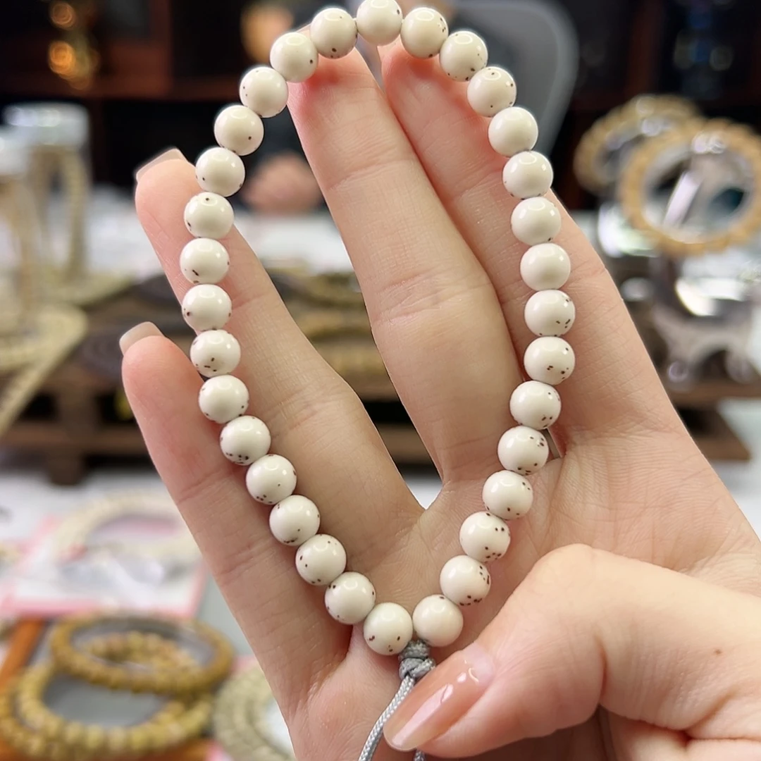 乐***悠星月菩提吊坠Ll.7小龙蛋 半壁留白 针尖星