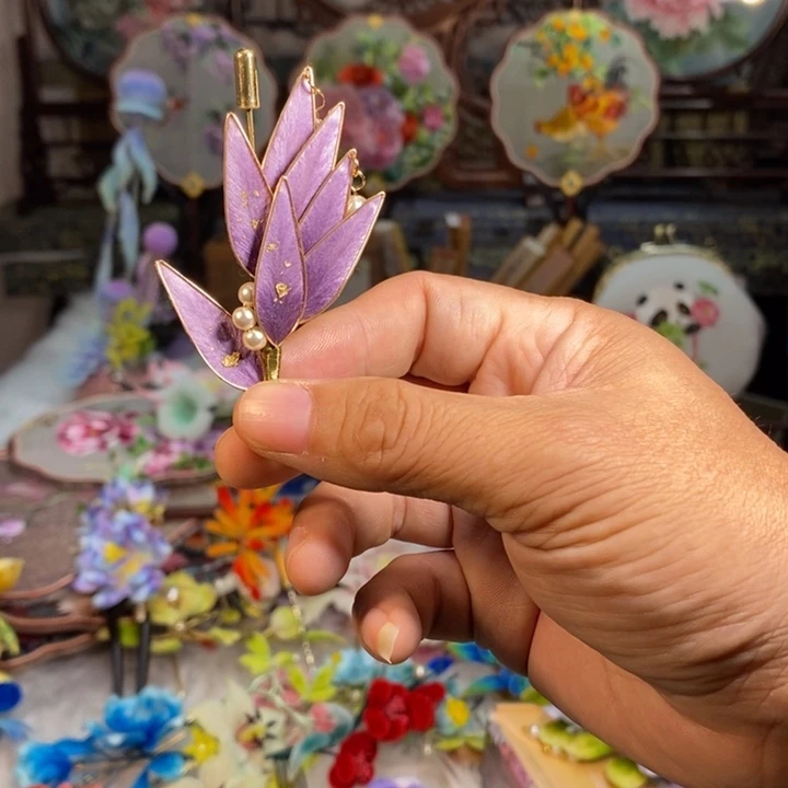 闲***常刺绣苏州手工制作