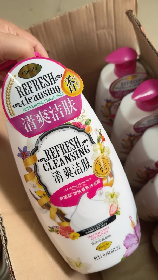 梦芭菲洁肤香氛花香保湿沐浴露1.3升